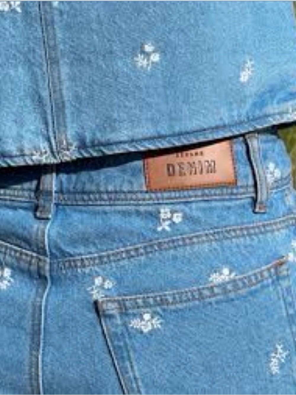 Sezane Le Crop Floral Embroidered Jeans High Rise Wide Leg Crop Size 4 - Picture 4 of 7